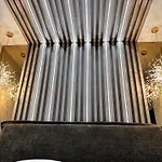 Airport Skyluxe Luxury - Private Parking Apartment Cluj-Napoca
