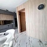 Apartment Airport Skyluxe Luxury - Private Parking Cluj-Napoca