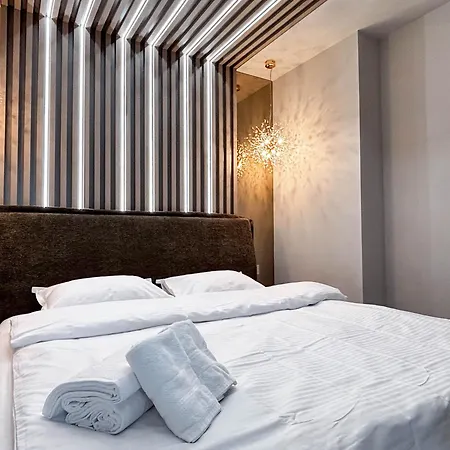 Daire Airport Skyluxe Luxury *