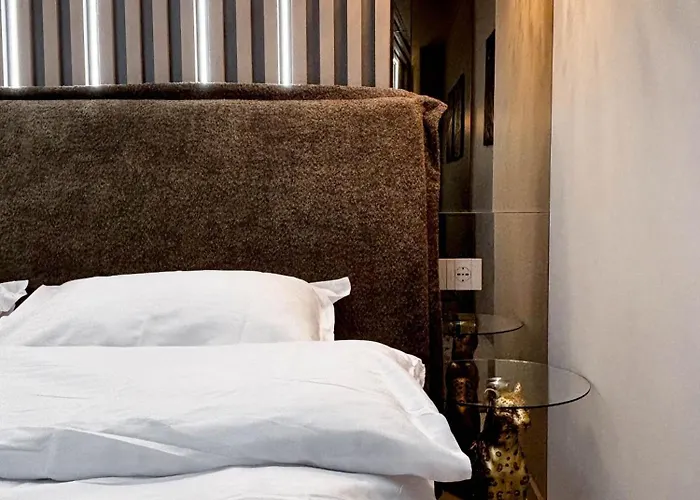 Apartament Airport Skyluxe Luxury - Private Parking