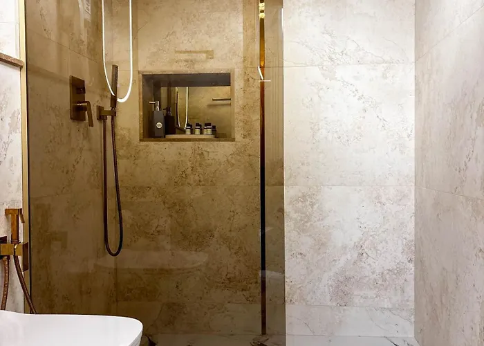 Apartament Airport Skyluxe Luxury - Private Parking