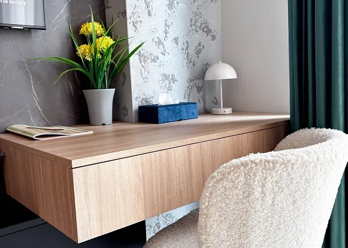 Apartament Airport Skyluxe Luxury - Private Parking *